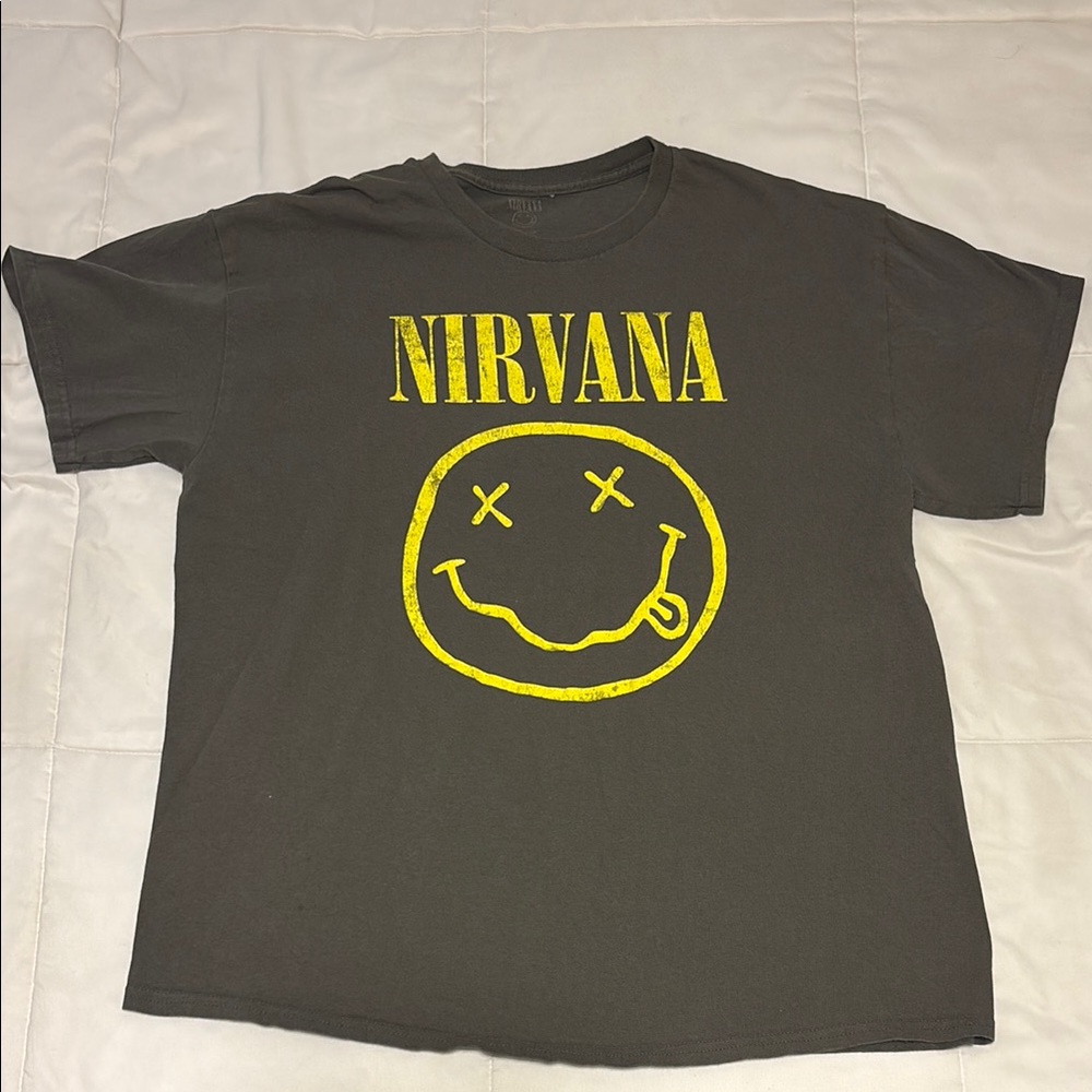 Nirvana brand band logo T-shirt. Men's XL. Excellent condition. Grunge lives on!